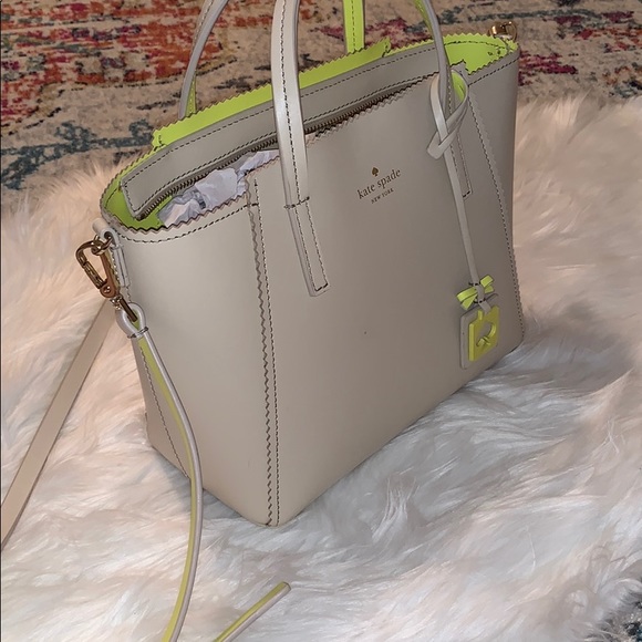 Kate Spade Handbag - Picture 2 of 6